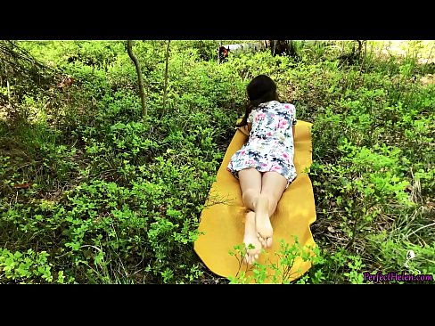 ❤️ Neznanec na Tinderju masturbira mojo pičko in strastno fuka v gozdu Sex video na sl.pornhills-com.ru ❌️